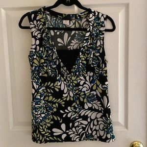 Sleeveless print shirt, size medium